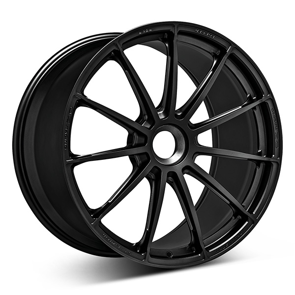 OZ ULTIMATE CL M.BLK 11.5x21 5/130 ET67 CB84
