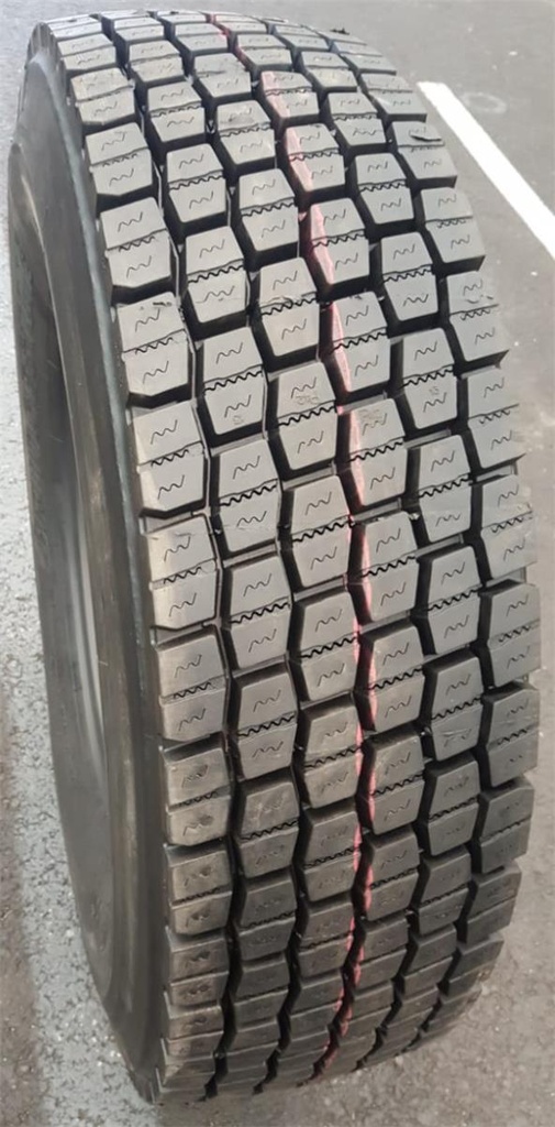 315/70R22.5 152/148M KA PINNOITETTU P42 SIS. 1 BRIDGESTONE RUNKO DRIVE